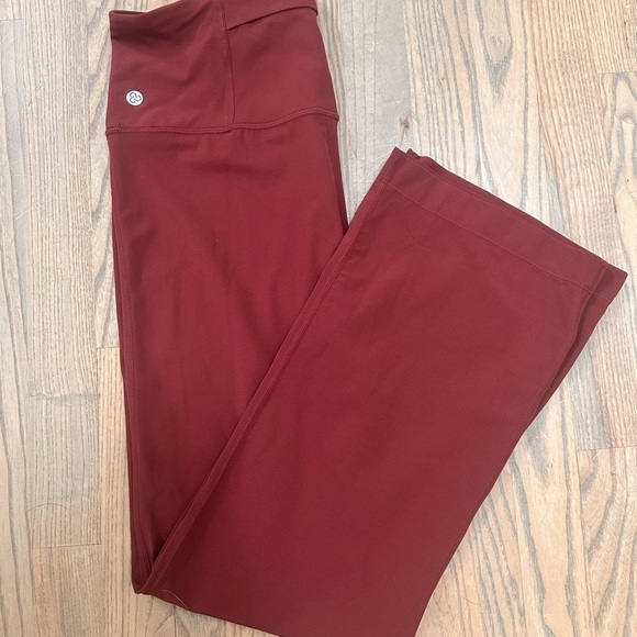 Zella Pants - Zella Maroon Activewear straight leg Leggings NWOT